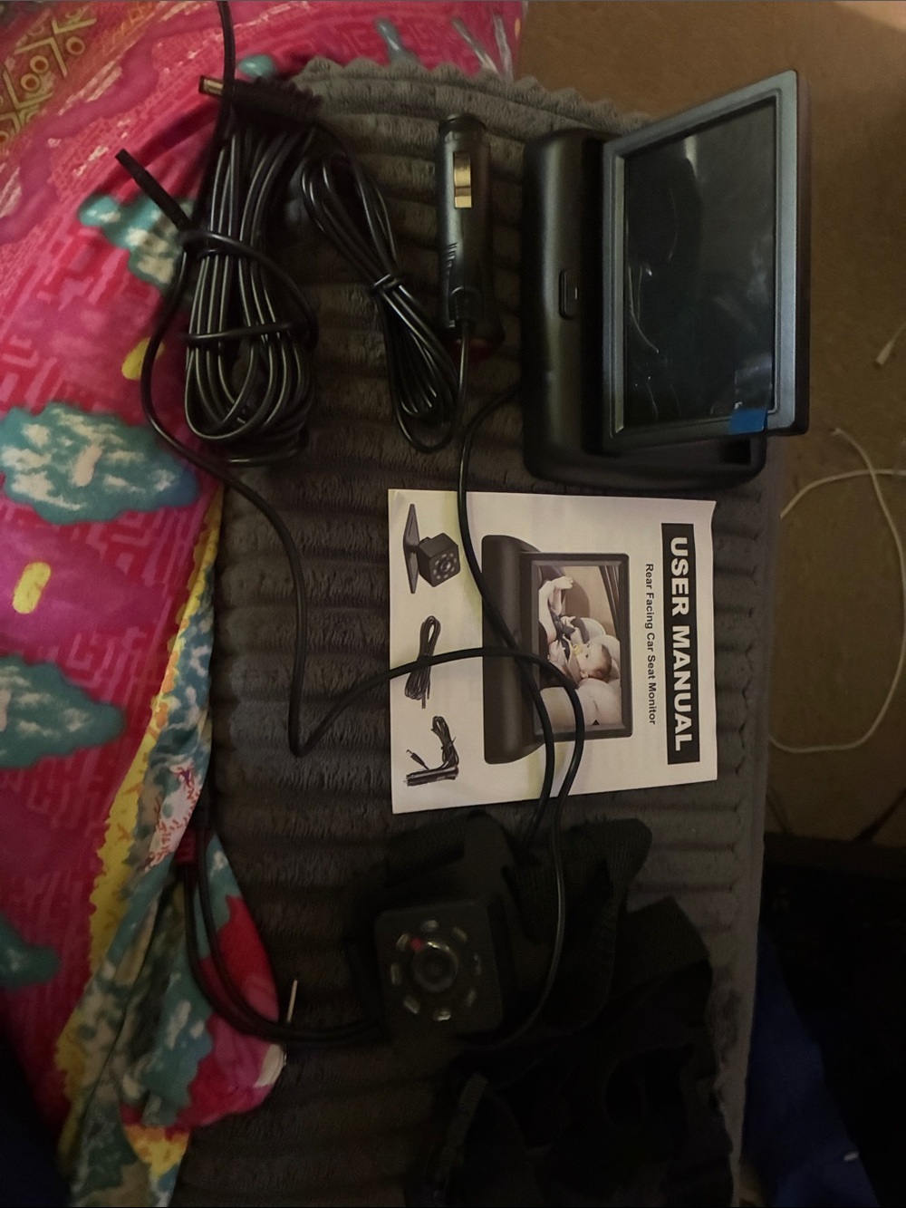 Car Back Seat Monitor Kit with LCD Screen and Camera - Black